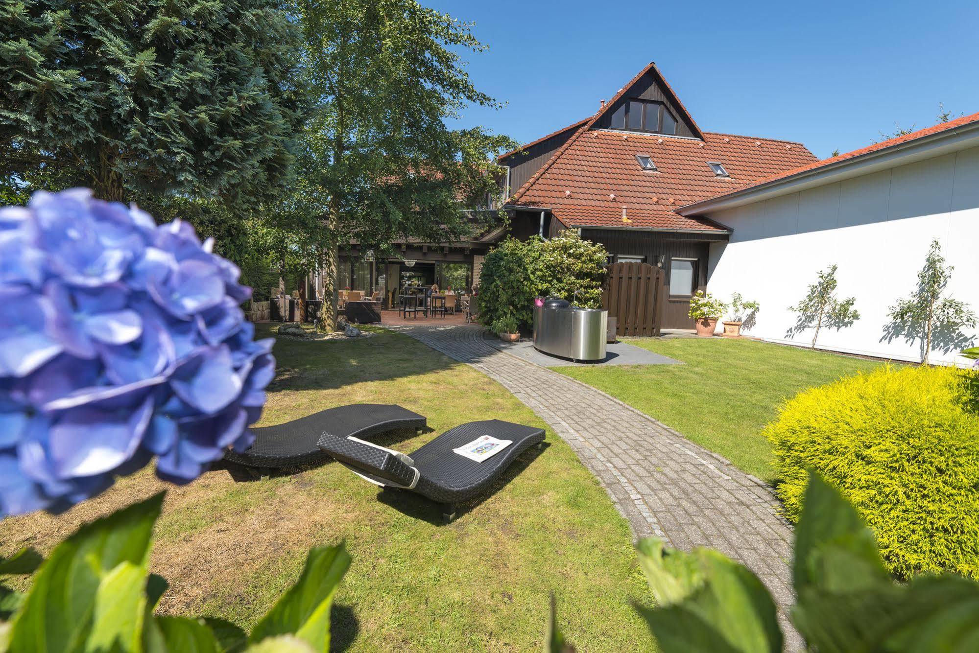 Hotel Tiek Superior Meppen Exterior foto